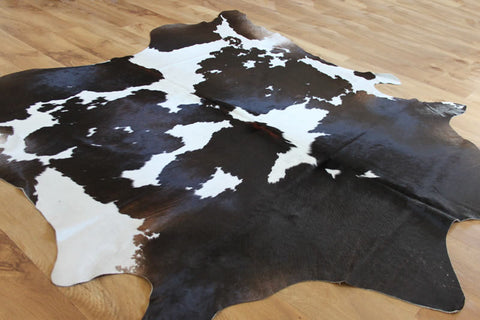 Black White Tan Tri-Colour Traditional Cowhide Rug